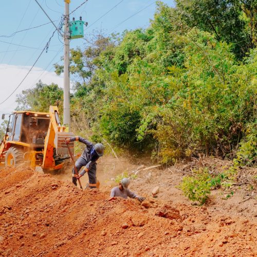 Obras da rede de água tratada avançam no Aurora das Mansões em Senador Canedo