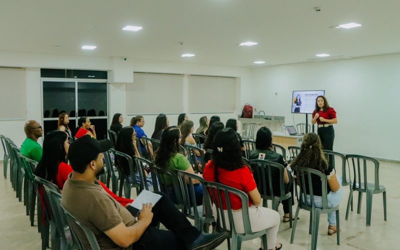 INCLUSÃO NA PRÁTICA: servidores de Senador Canedo aprendem Libras para melhorar atendimento