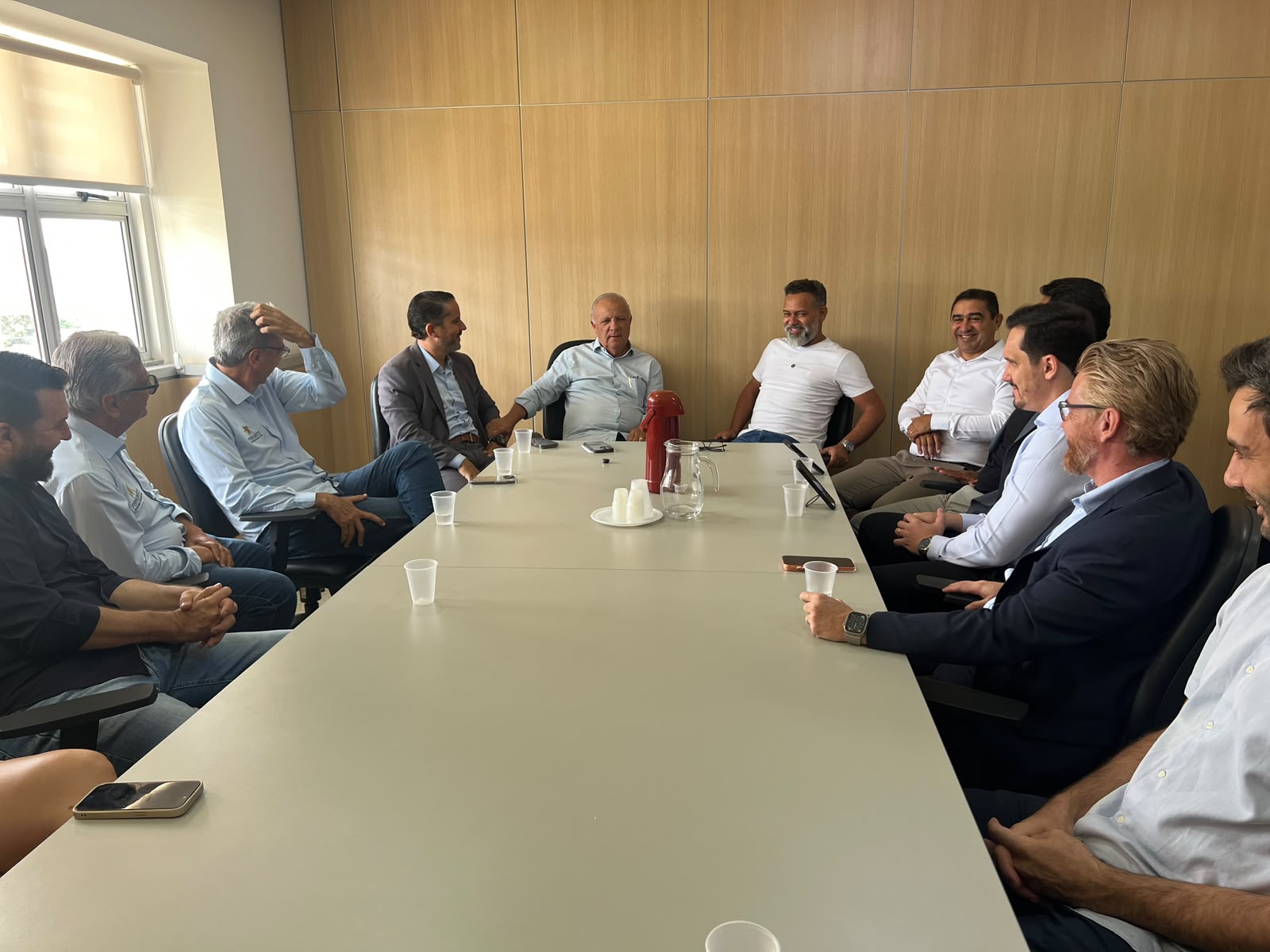 Senador Canedo busca novas oportunidades para expandir o setor industrial