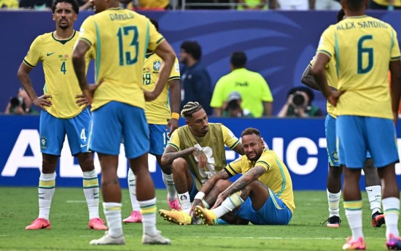 Seleção brasileira é eliminada da Copa do Mundo após derrota para a Noruega