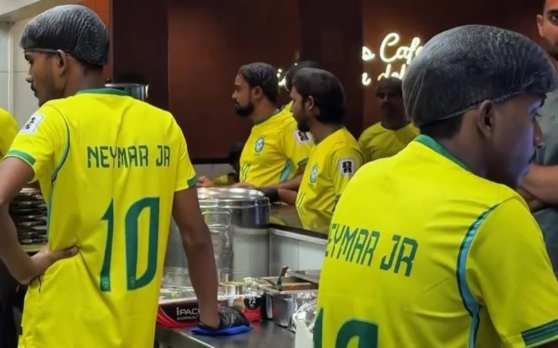 NEYMAR É HOMENAGEADO EM RESTAURANTE NA ÍNDIA