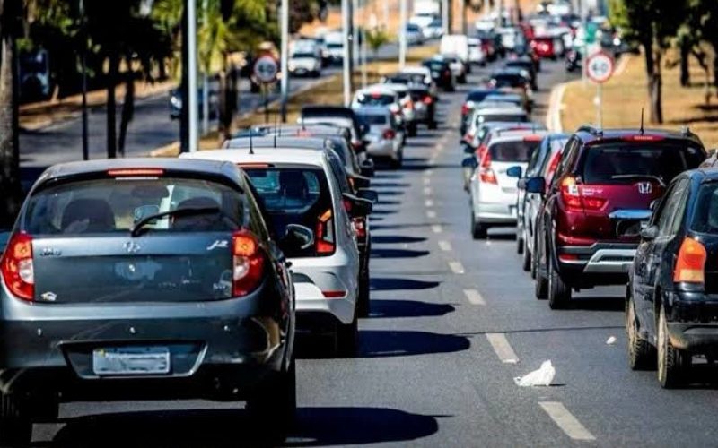 CCJ aprova proposta que fixa teto de 1% para cobrança de IPVA no país