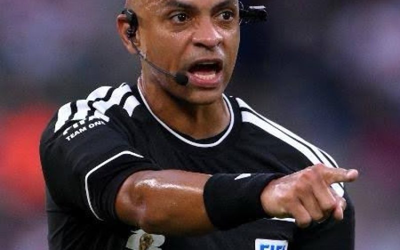 Árbitro brasileiro Wilton Pereira Sampaio é cotado para apitar a final da Copa do Mundo 2026