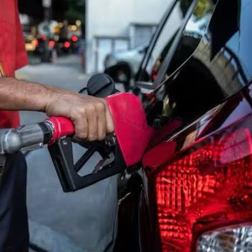 Governo federal aprova aumento da mistura de etanol na gasolina para 32%