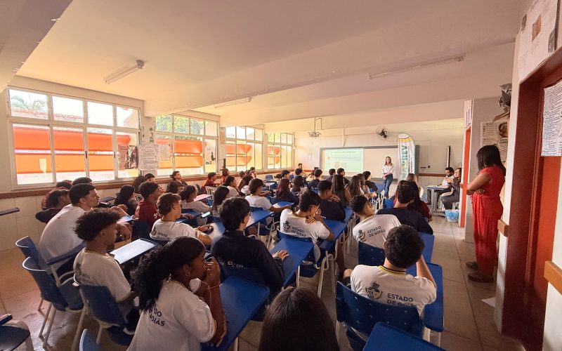 Jovens de Senador Canedo aprendem a cuidar melhor do dinheiro e planejar o futuro