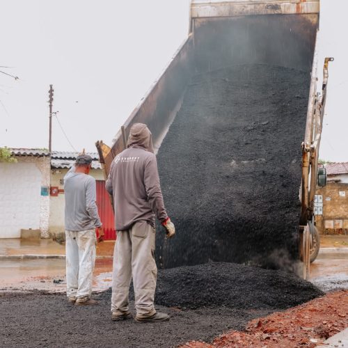 Senador Canedo intensifica manutenção urbana e leva serviços a diferentes bairros