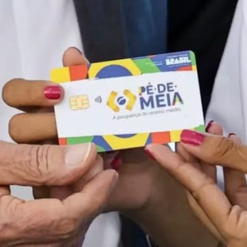 Governo inicia pagamento da 5ª parcela do Pé-de-Meia para estudantes do ensino médio; benefício pode chegar a R$ 9.200